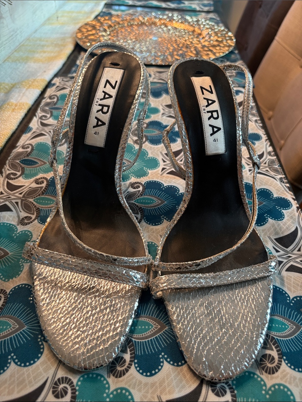 ZARA Metallic Silver Textured Slingback Heels